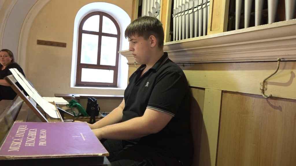 Fotogaléria Obecné slávnosti piatok, 7.7.2017 / Falunap péntek, 2016.7.7. (39) Obecné slávnosti piatok, 7.7.2017 / Falunap péntek, 2016.7.7.