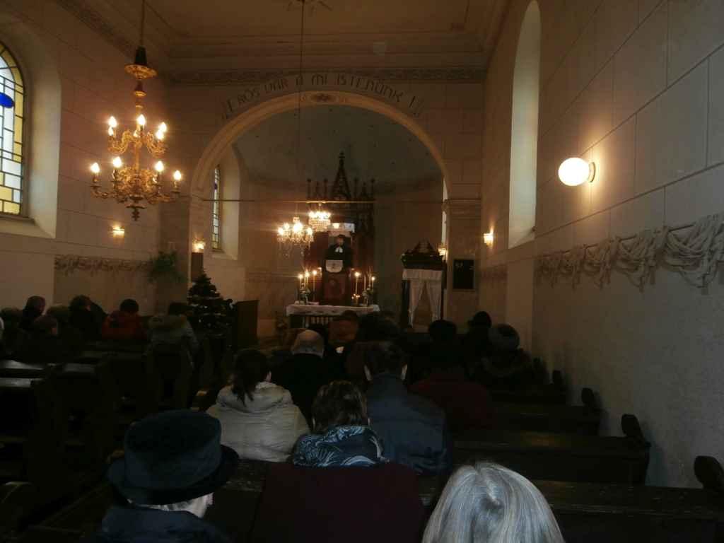 Fotogaléria Slávnostné rozsvietenie 4. adventnej sviečky 23.12.2017 / Az 4. adventi gyertya ünnepélyes meggyújtása 2017.12.23. (21) Slávnostné rozsvietenie 4. adventnej sviečky 23.12.2017 / Az 4. adventi gyertya ünnepélyes meggyújtása 2017.12.23.