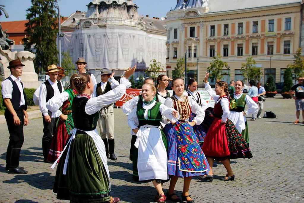 Fotogaléria 2018.8.28 - Zahraničná prezentácia na XX. Internationale Folklore Festival Szent István v Cluj Napoca / XX. Szent István – napi Néptánctalálkozó (31) 2018.8.28 - Zahraničná prezentácia na XX. Internationale Folklore Festival Szent István v Cluj Napoca / XX. Szent István – napi Néptánctalálkozó
