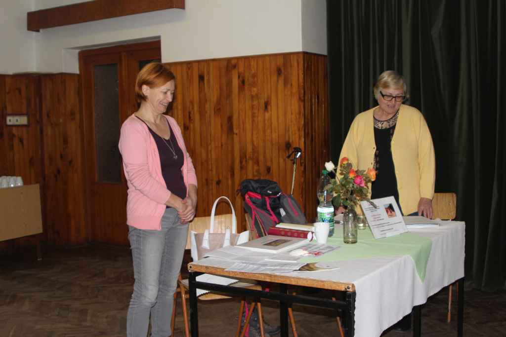 Fotogaléria 2018.11.20. - Mészáros Eleonóra előadása (Realizované s finančnou podporou Fondu na podporu kultúry národnostných menšín - Kisebbségi Kulturális Alap támogatásával) (19) 2018.11.20. - Mészáros Eleonóra előadása (Realizované s finančnou podporou Fondu na podporu kultúry národnostných menšín - Kisebbségi Kulturális Alap támogatásával)